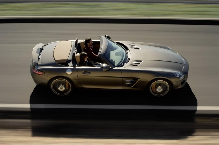  Mercedes-Benz SLS AMG Roadster 2012 года  (фото 170 из 198)
